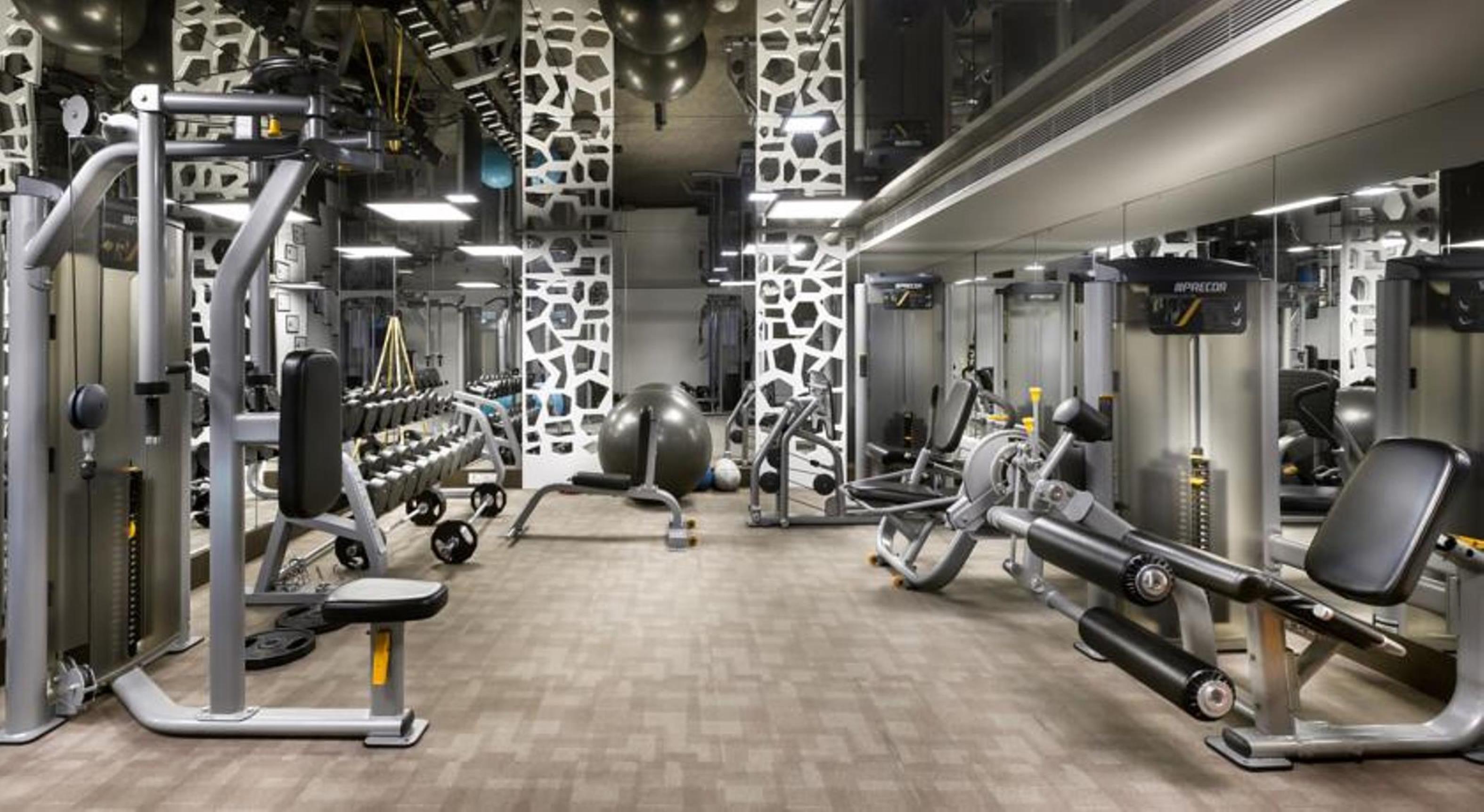 Grand Chennai By Grt Hotels Екстер'єр фото The gym at The Ivy Collection, 2019